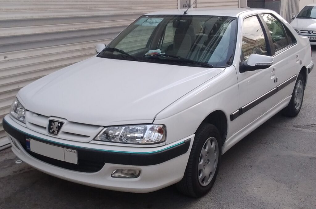 پژو پرشیا تصادفی